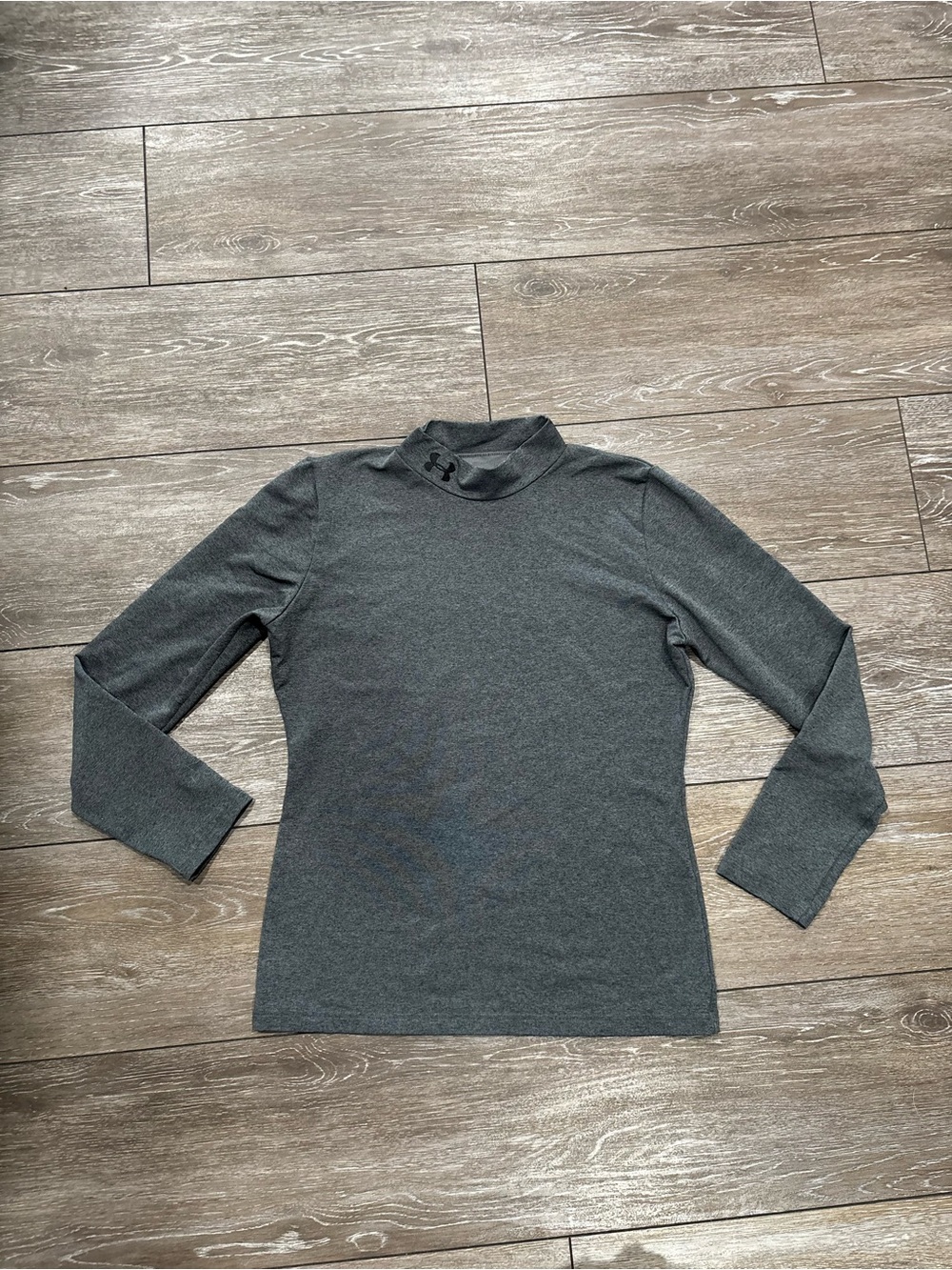 Under Armour Grey fitted long sleeve/compression shirt